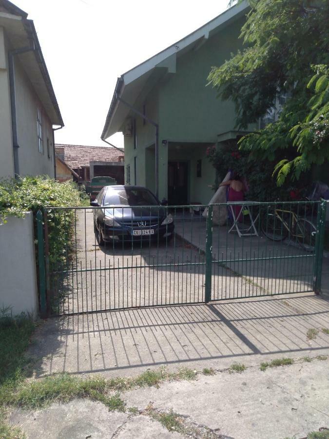 Sunce Bed & Breakfast Ćuprija Exterior foto